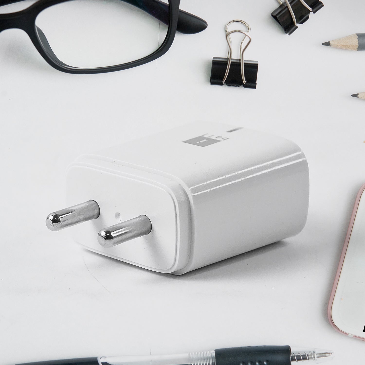 Iball Dual Usb Wall Charger 5v3.1a High-speed Dual Port Fast Charging Adapte (1 Pc) Iball Dual Usb Wall Charger 5v3.1a High-speed Dual Port Fast Charging Adapte (1 Pc)