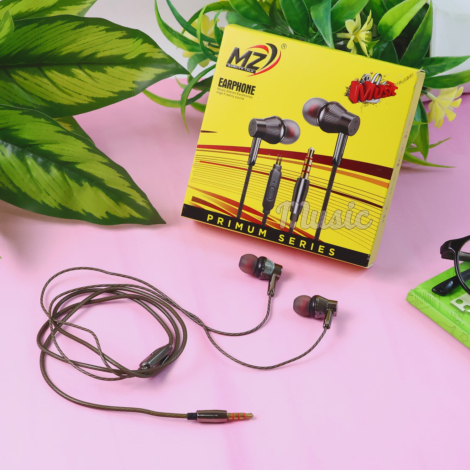 Premium Wired Earphones With Mic - (1 Pc) Premium Wired Earphones With Mic - (1 Pc)